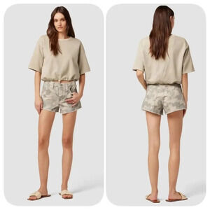 NWOT Hudson Lori Camo Cutoff Shorts Size 27